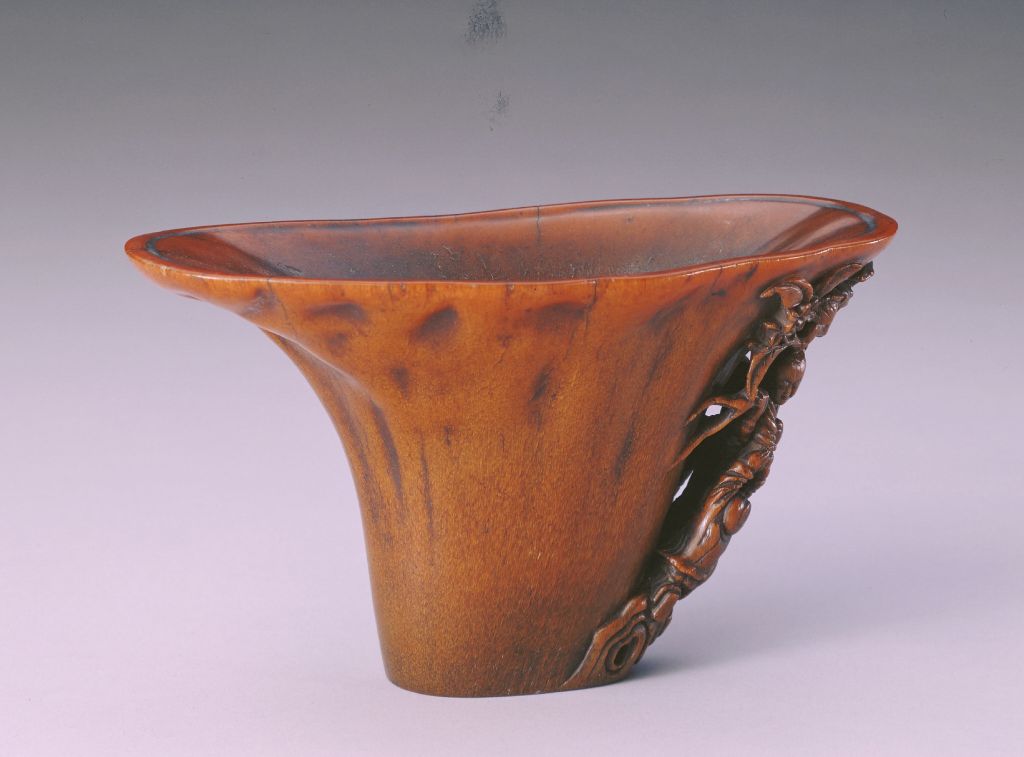 犀角镂雕婴戏桂纹杯